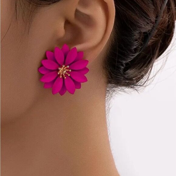 🌸 Betsey Johnson pretty in pink flower earrings 🌸 - Picture 7 of 9